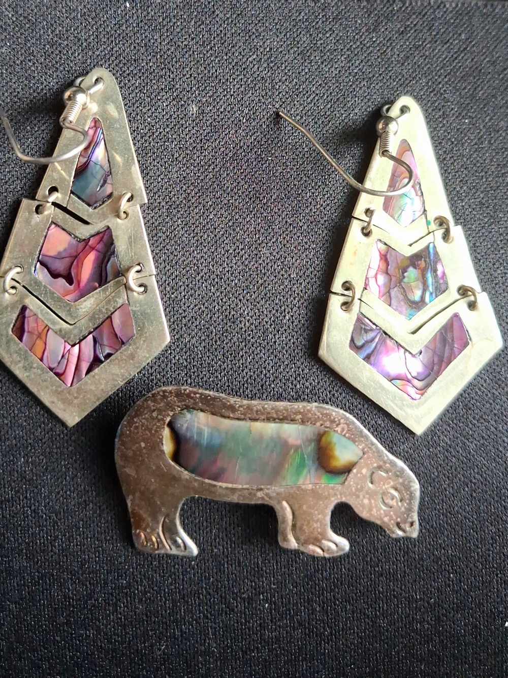 Vintage Mexican Alpaca Silver Abalone Shell Bear Brooch & Geometric Earrings